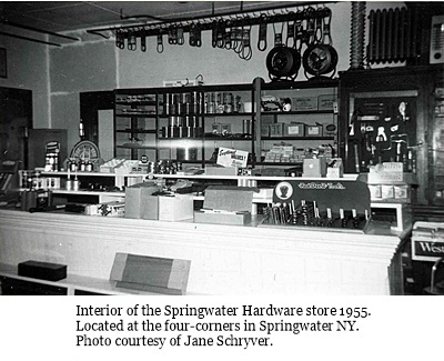 hcl_business_springwater_four_corners_hardware_1955_interior01_resize400x266