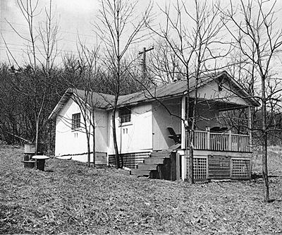 hcl_cottage_canadice_x_unknown01_1943_ro050