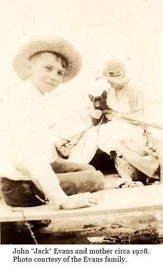 hcl_people_evans_jack_and_mother_conesus_lake_1928c_resize320x480