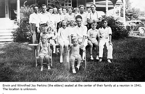 hcl_people_perkins_family_photo_gallery_event_1941_pic02_resize480x272