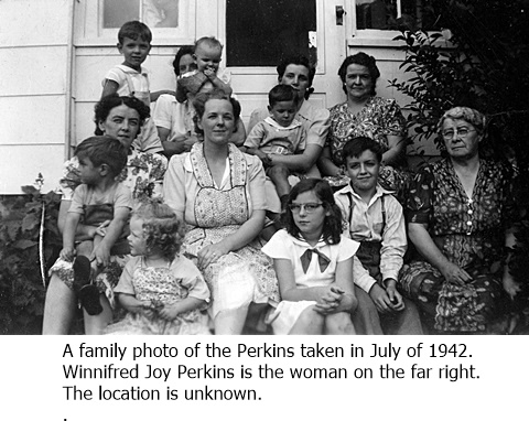 hcl_people_perkins_family_photo_gallery_event_1942_pic01_resize480x304