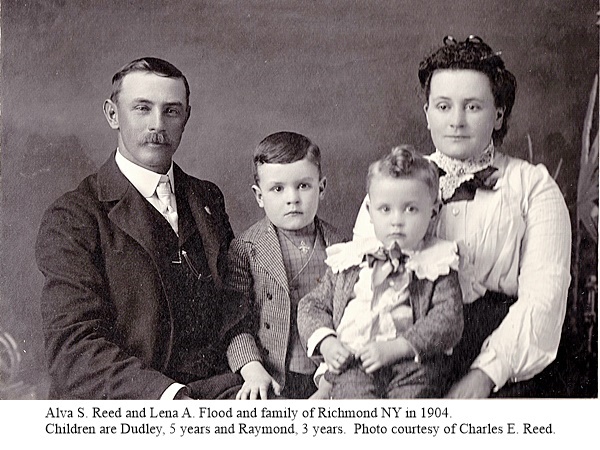 hcl_people_reed_alva_s_and_flood_lena_a_and_family_1904_resize600x400