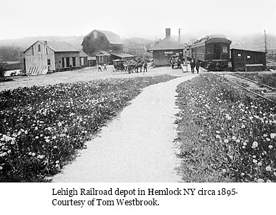 hcl_railroad_hemlock_1895c_lehigh_depot_and_train_resize400x264