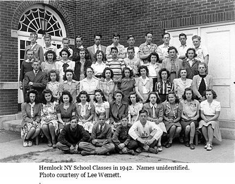 hcl_school_hemlock_brick_class_1941-42_students01_resize480x330