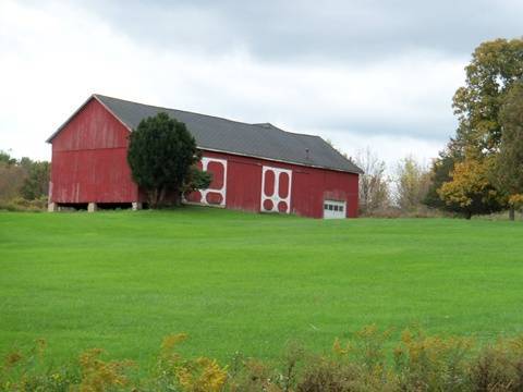 hcl_pic02_barn_canadice_coykendall_ward_2011_resize480