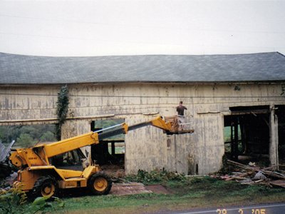 hcl_pic08_barn_hemlock_linsley_hanna_2007_resize400