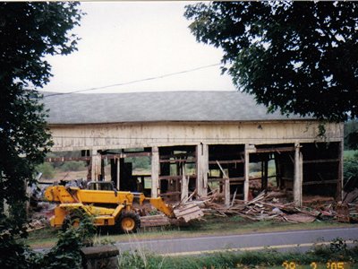 hcl_pic10_barn_hemlock_linsley_hanna_2007_resize400