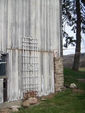 hcl_pic04_barn_springwater_withington_todisco_2011_resize270