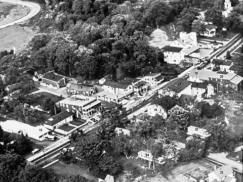 hcl_business_hemlock_bernhardt_lumber_yard_19xxc_aerial_view_pic01_resize480x360