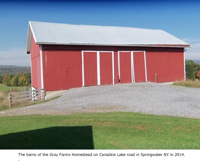 hcl_homestead_springwater_gray_2014_barns01_resize400x300