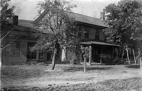 hcl_pic04_homestead_springwater_wemett_e_e_at_wheaton_hill_19xx_resize480