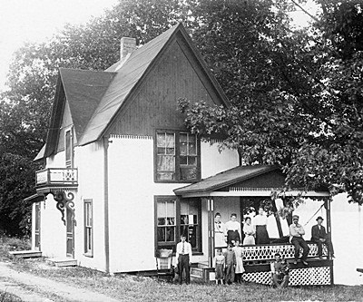 hcl_cottage_canadice_ellinger01_num17_1900_ro050