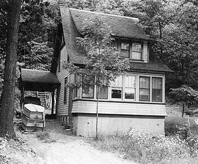 hcl_cottage_canadice_stuart03_1943_ro050