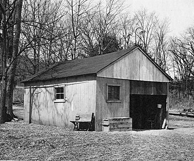 hcl_cottage_canadice_x_unknown05_garage_1944_ro050