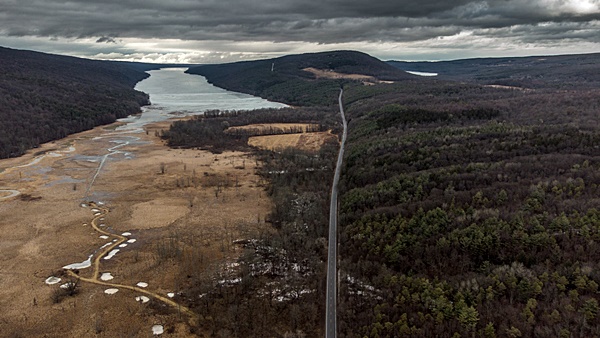 hcl_photo_dangler_dan_2022_pic07_lake_scene_hemlock_looking_north_resize600x338