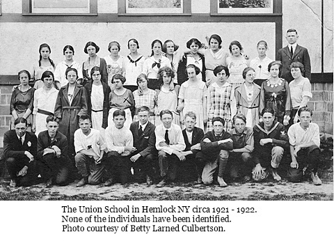 hcl_school_hemlock_union_class_1921-22_students01_resize480x288