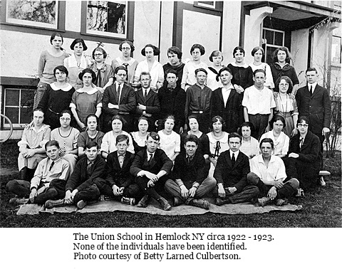 hcl_school_hemlock_union_class_1922-23_students01_resize480x320