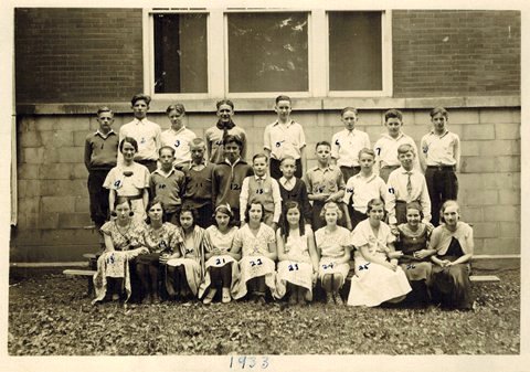 hcl_school_springwater_num02_class_1933_school_street01_ro060