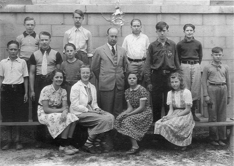 hcl_school_springwater_num02_class_1938_school_street02_ro060